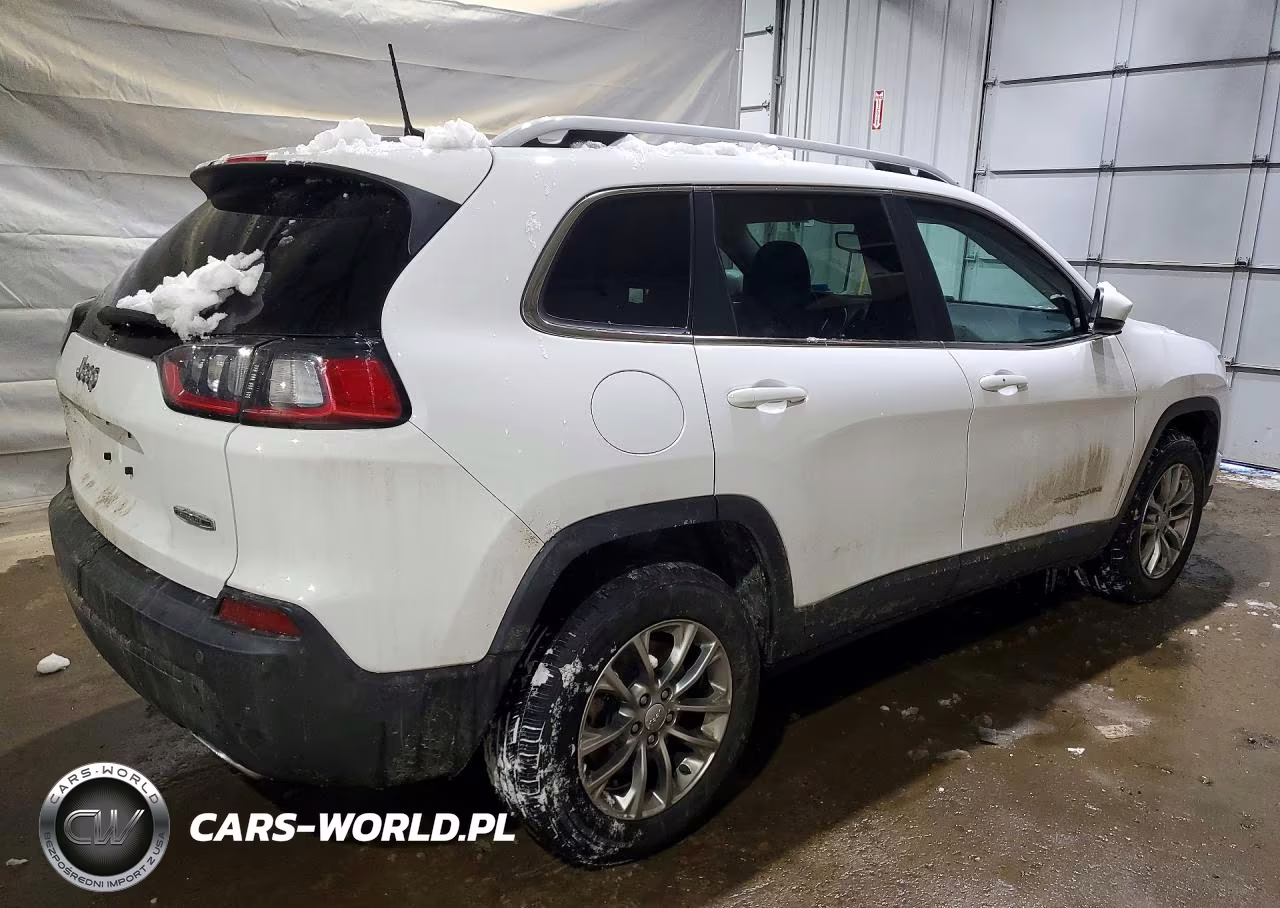 2021 Jeep Cherokee Latitude Lux VIN:1C4PJMMX0MD245583 - 3