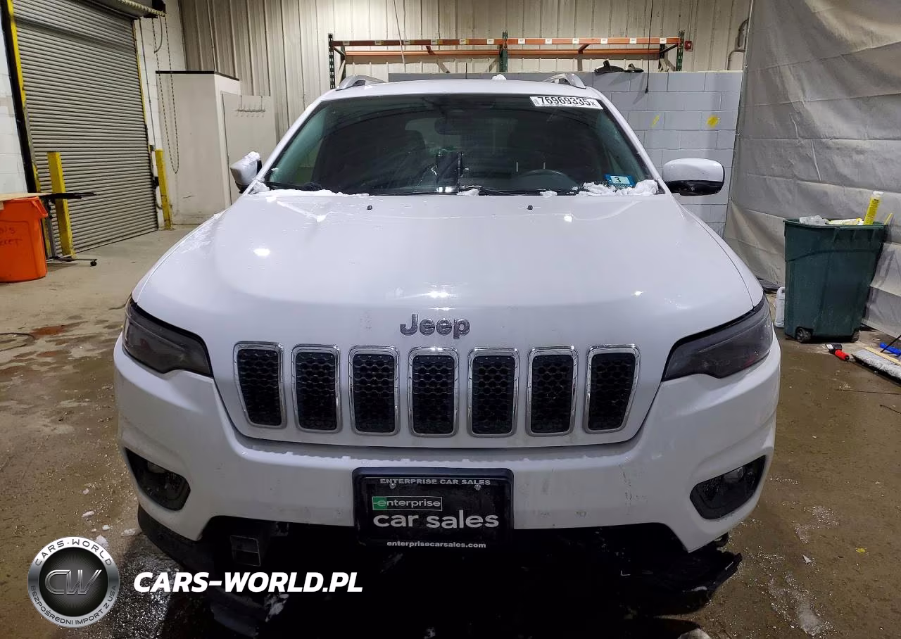 2021 Jeep Cherokee Latitude Lux VIN:1C4PJMMX0MD245583 - 5
