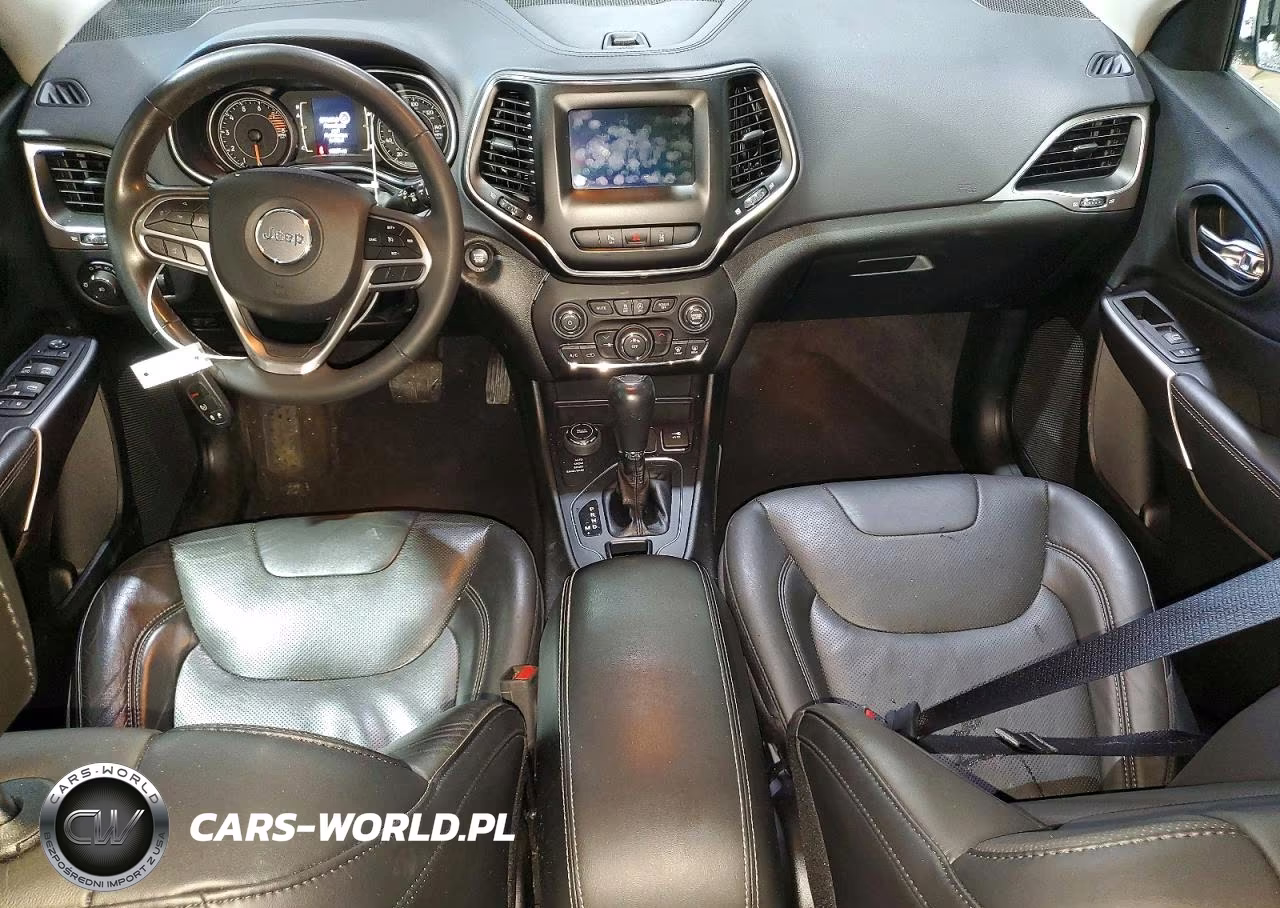 2021 Jeep Cherokee Latitude Lux VIN:1C4PJMMX0MD245583 - 8