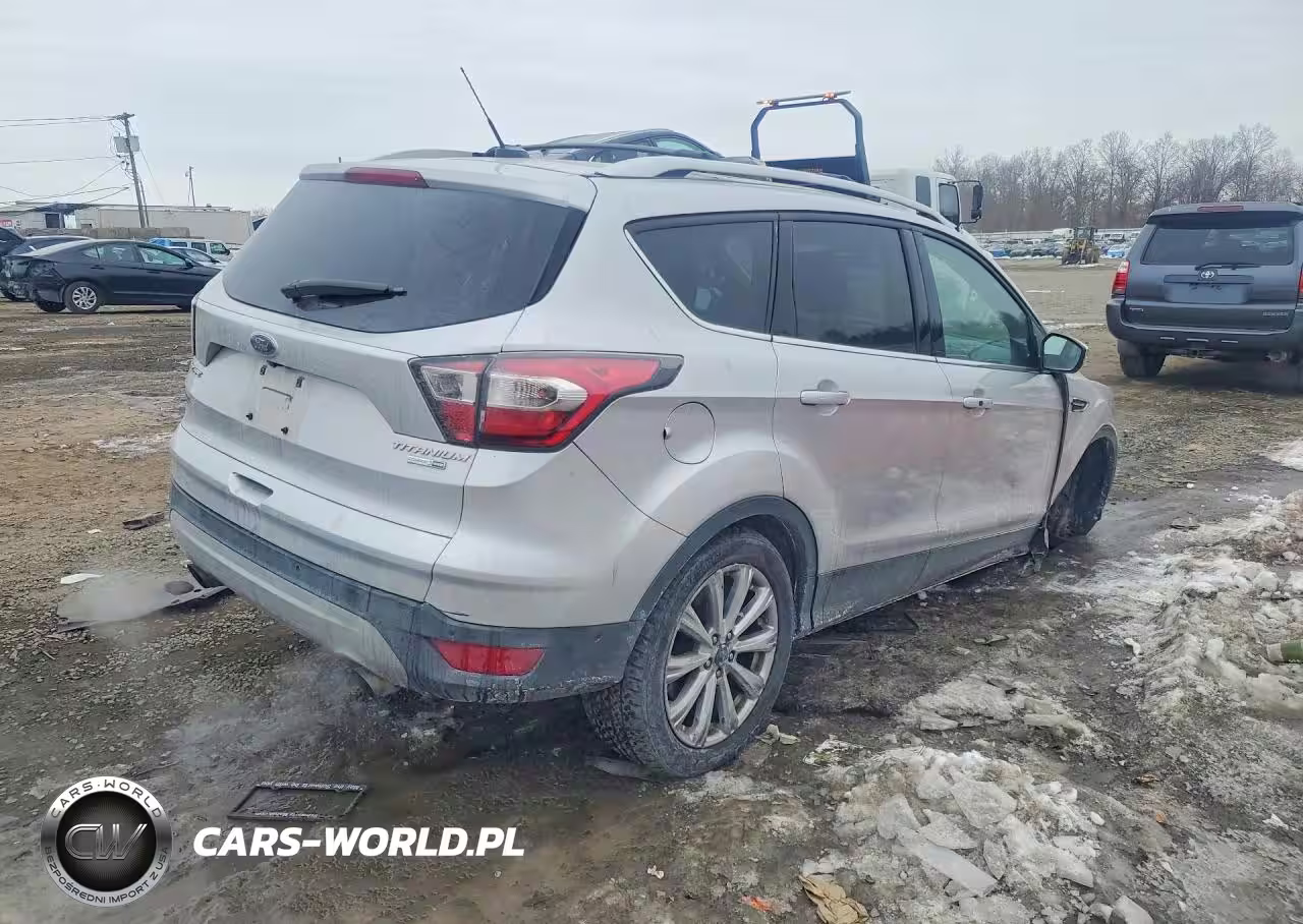 2017 Ford Escape Titanium VIN:1FMCU9J91HUA07770 - 3