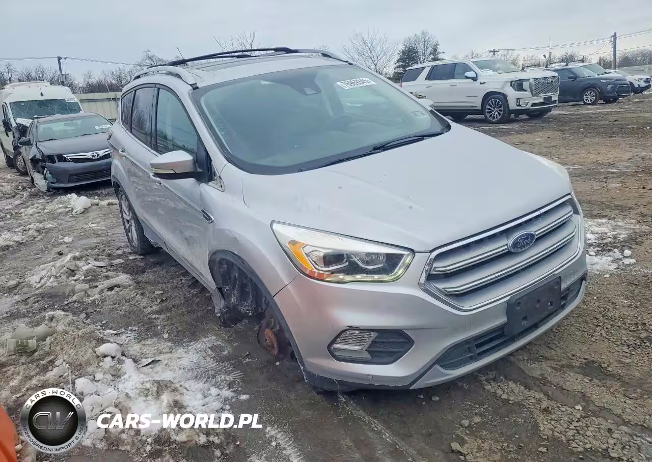 2017 Ford Escape Titanium VIN:1FMCU9J91HUA07770 - 4
