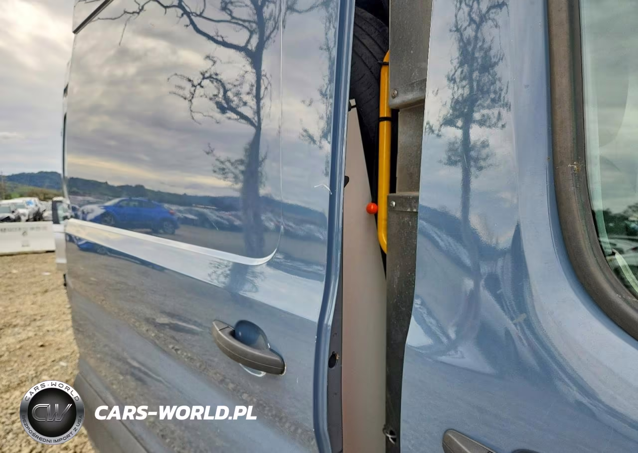 2020 Ford Transit 250 Delivery Van VIN:1FTBR3X89LKB28192 - 11