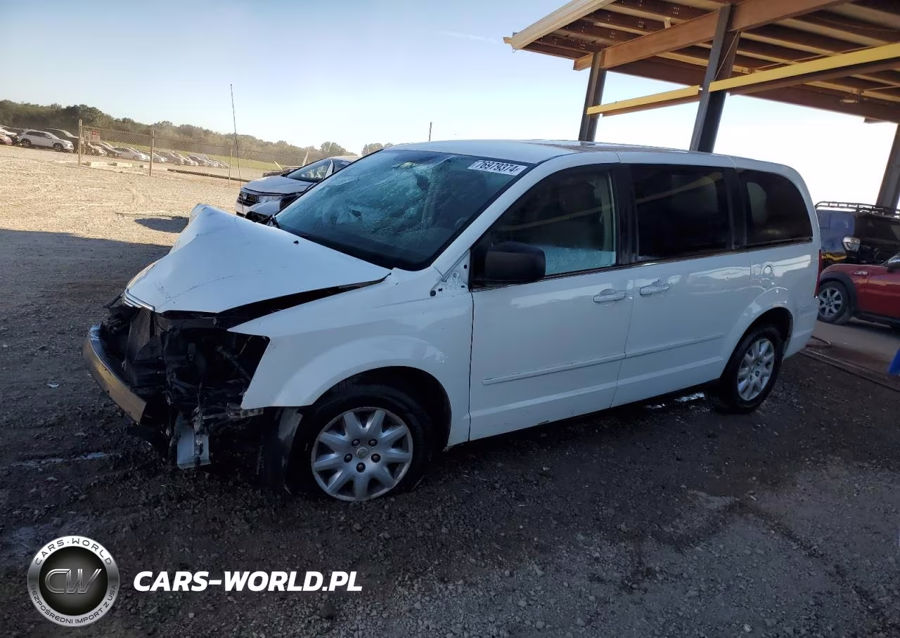 2009 Chrysler Town & Country Lx