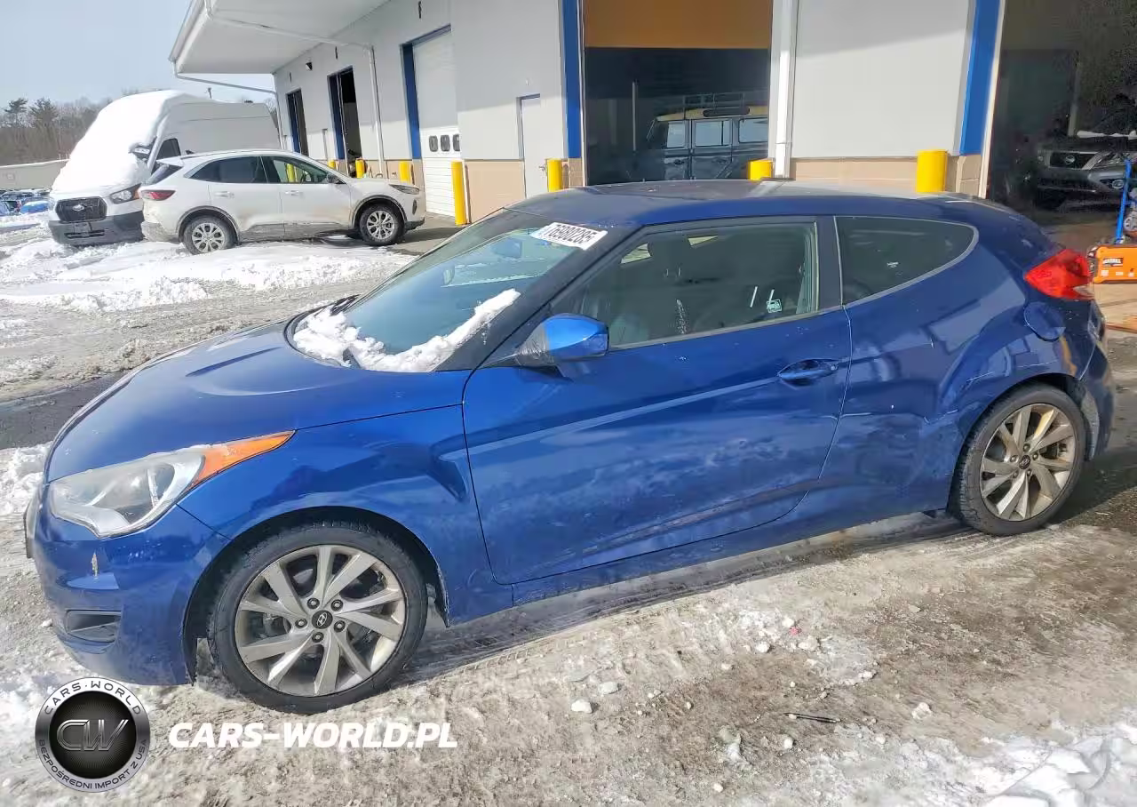 2016 Hyundai Veloster Base