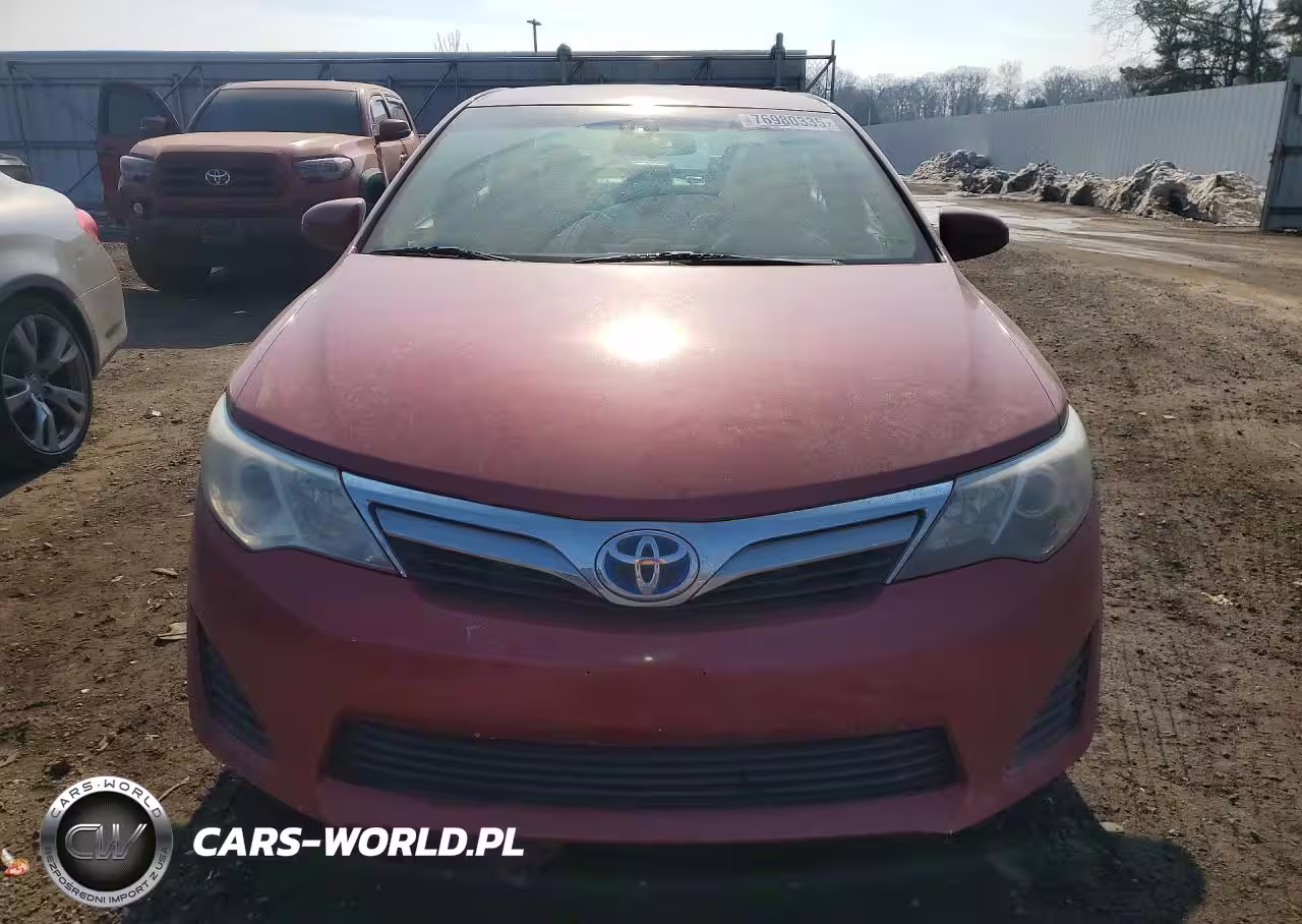 2014 Toyota Camry Hybrid VIN:4T1BD1FK6EU107447 - 5
