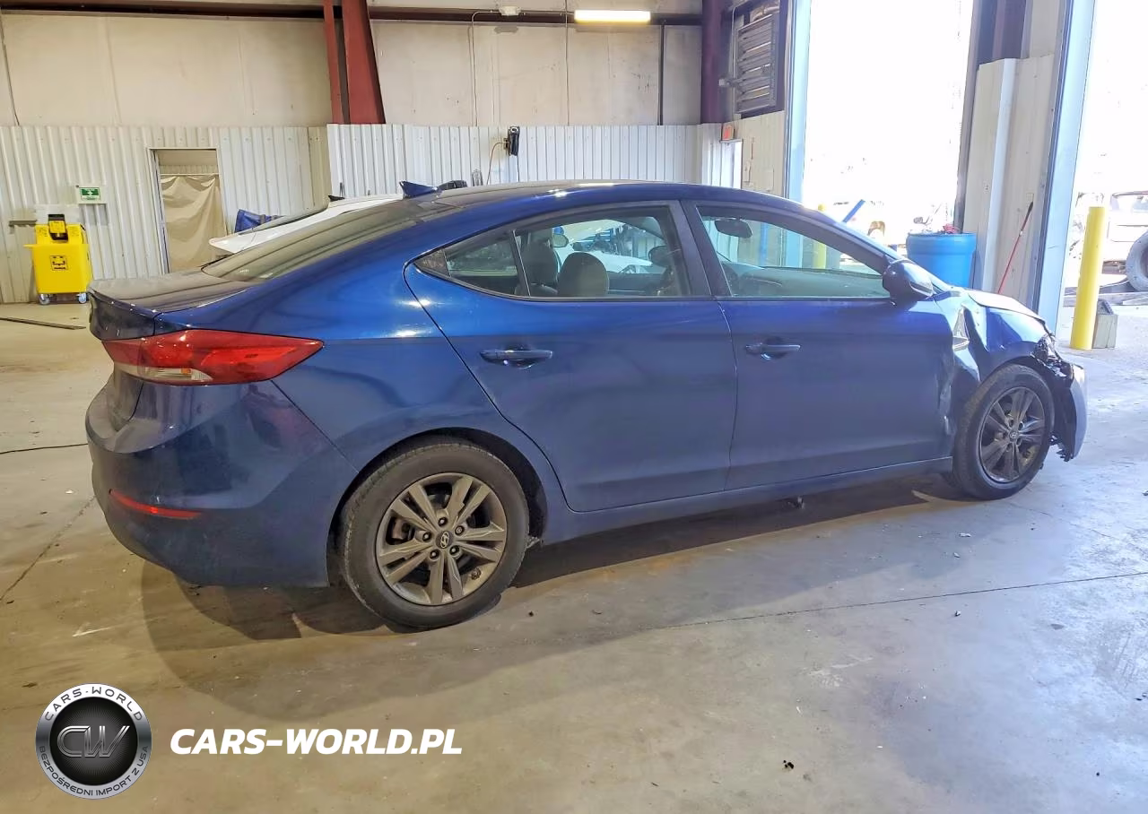 2018 Hyundai Elantra Sel VIN:5NPD84LF4JH369143 - 3