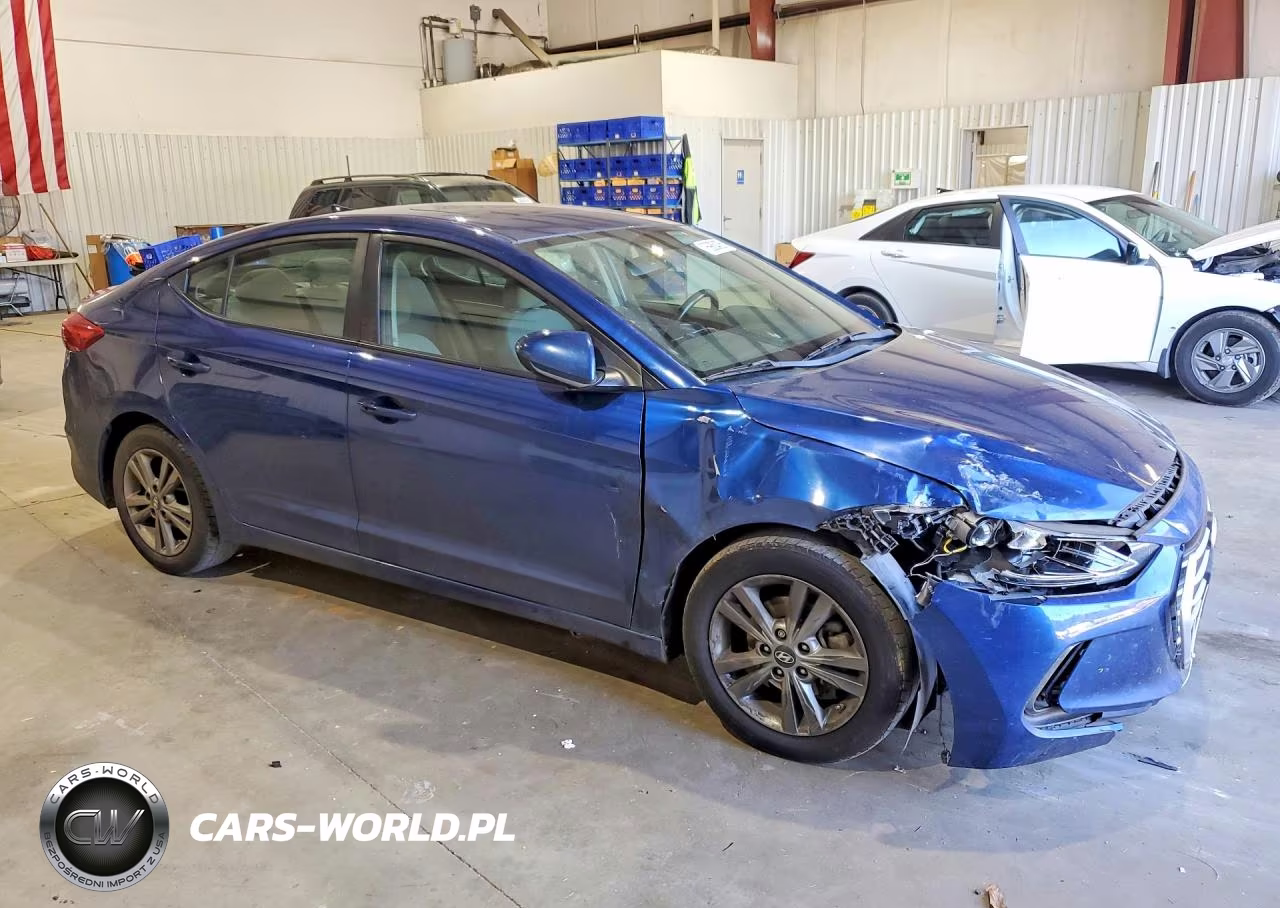 2018 Hyundai Elantra Sel VIN:5NPD84LF4JH369143 - 4
