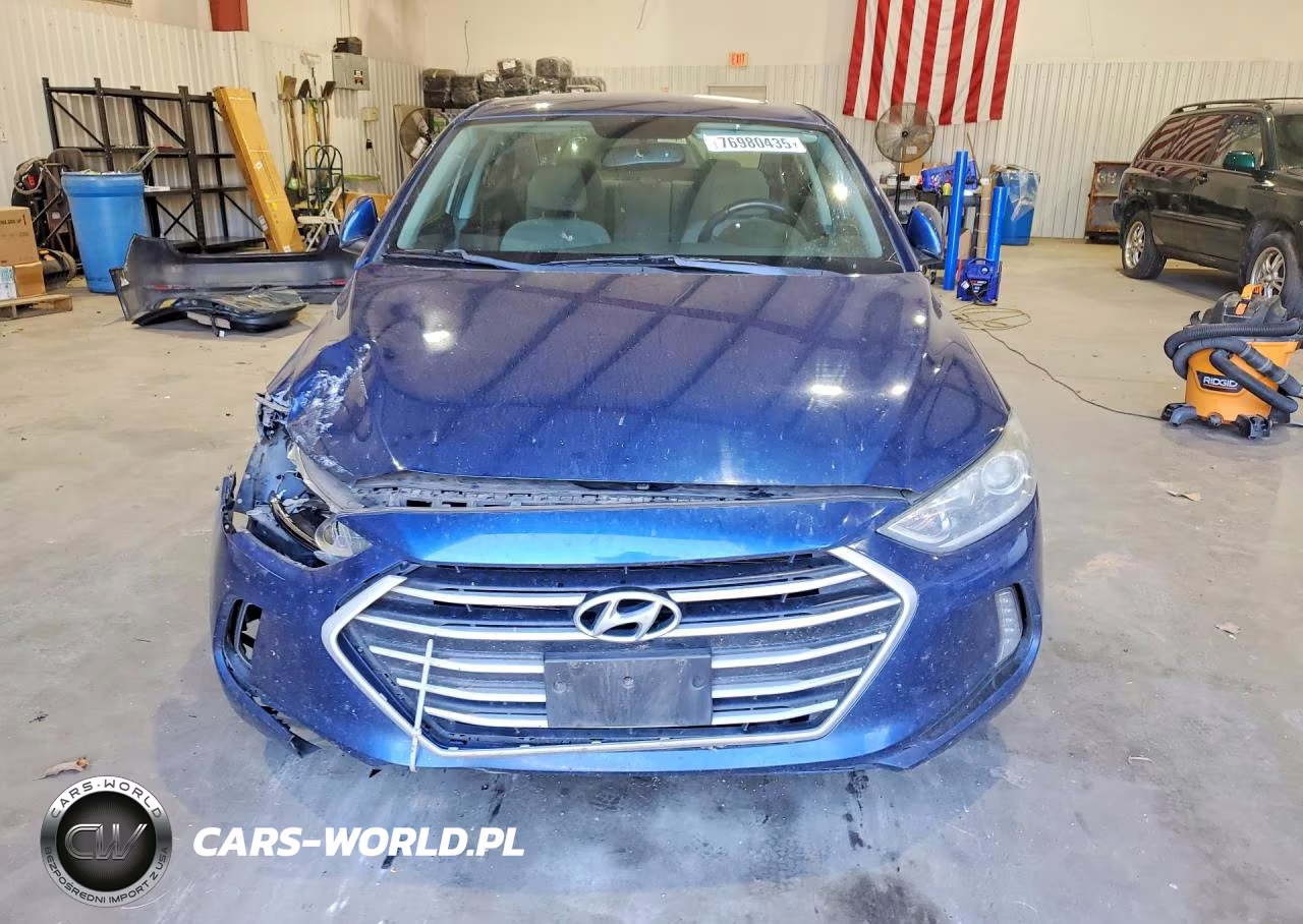 2018 Hyundai Elantra Sel VIN:5NPD84LF4JH369143 - 5