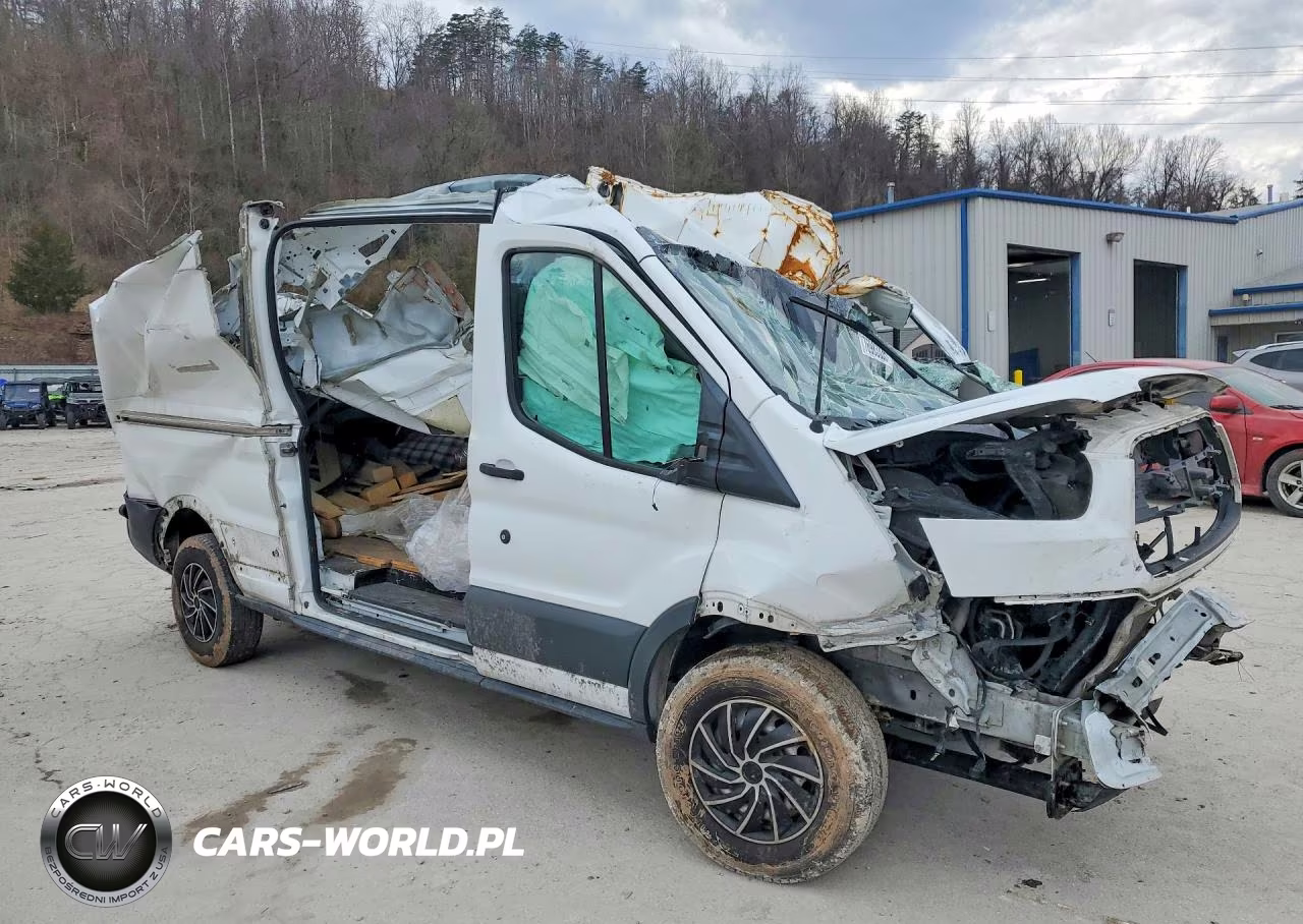 2017 Ford Trans 250 VIN:1FTYR2XM5HKA51829 - 4