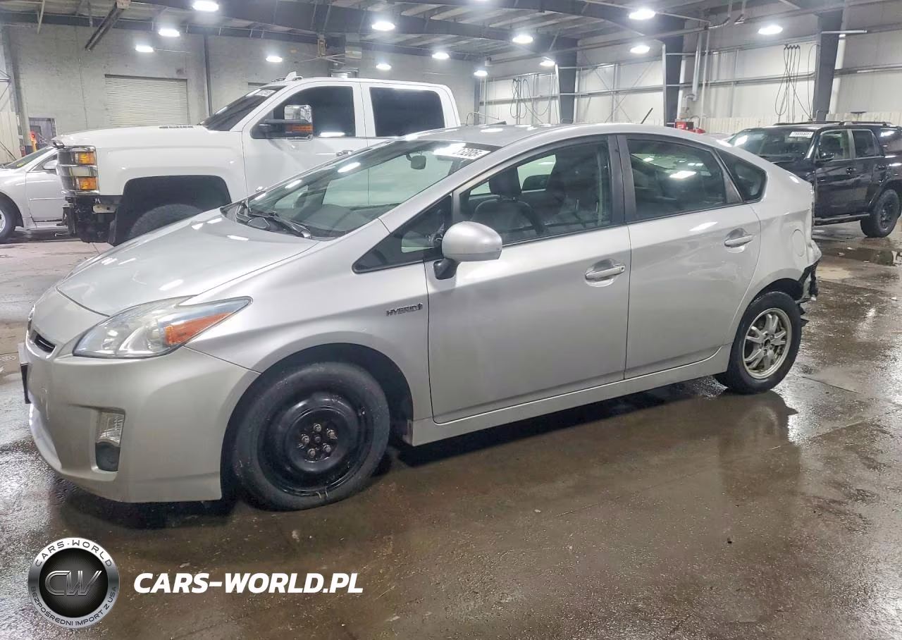 2011 Toyota Prius Two