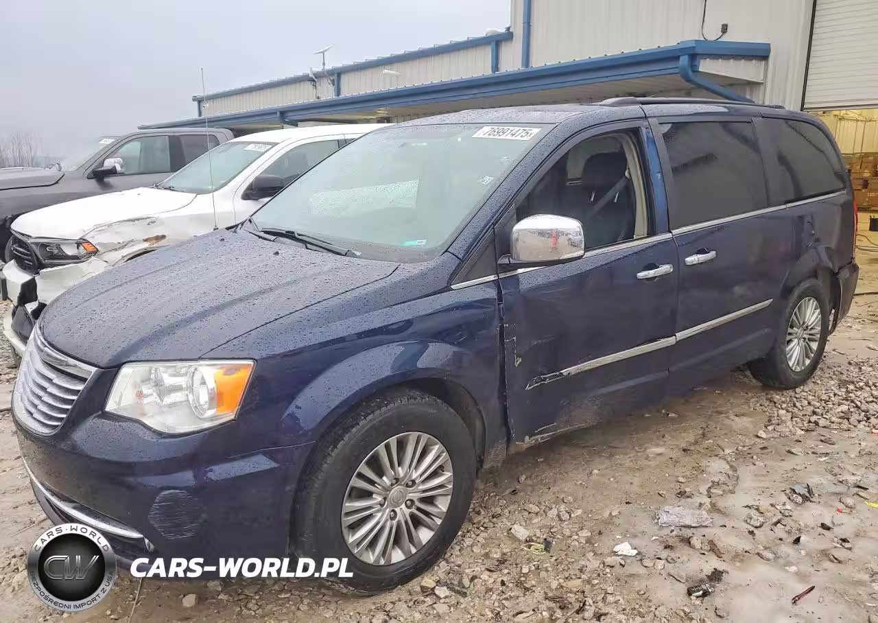 2016 Chrysler Town & Country Touring L