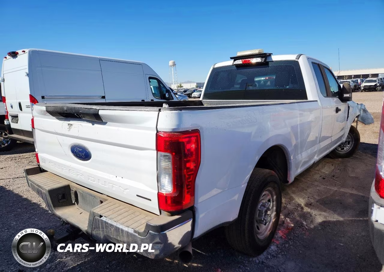 2017 Ford F250 Super Duty VIN:1FT7X2A65HEE35202 - 4
