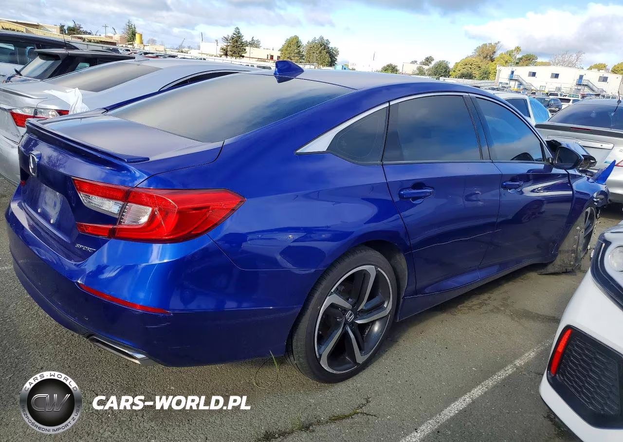 2018 Honda Accord Sport VIN:1HGCV1F33JA053116 - 3
