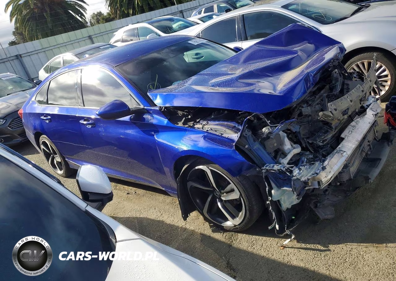 2018 Honda Accord Sport VIN:1HGCV1F33JA053116 - 4