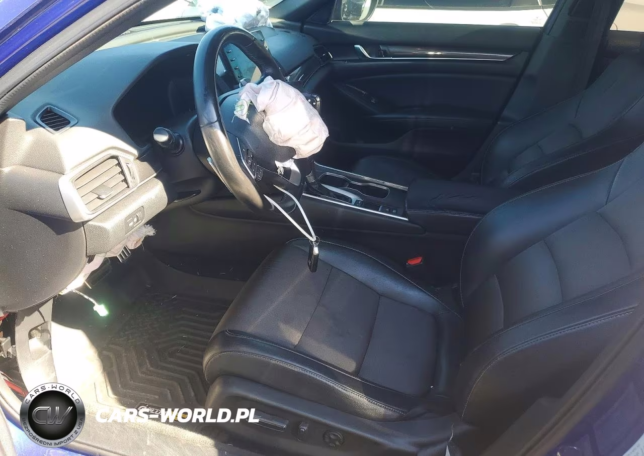 2018 Honda Accord Sport VIN:1HGCV1F33JA053116 - 7