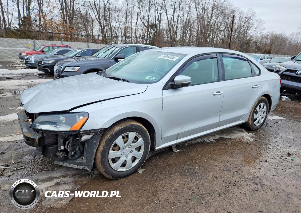2014 Volkswagen Passat S VIN:1VWAT7A32EC060636 - 1