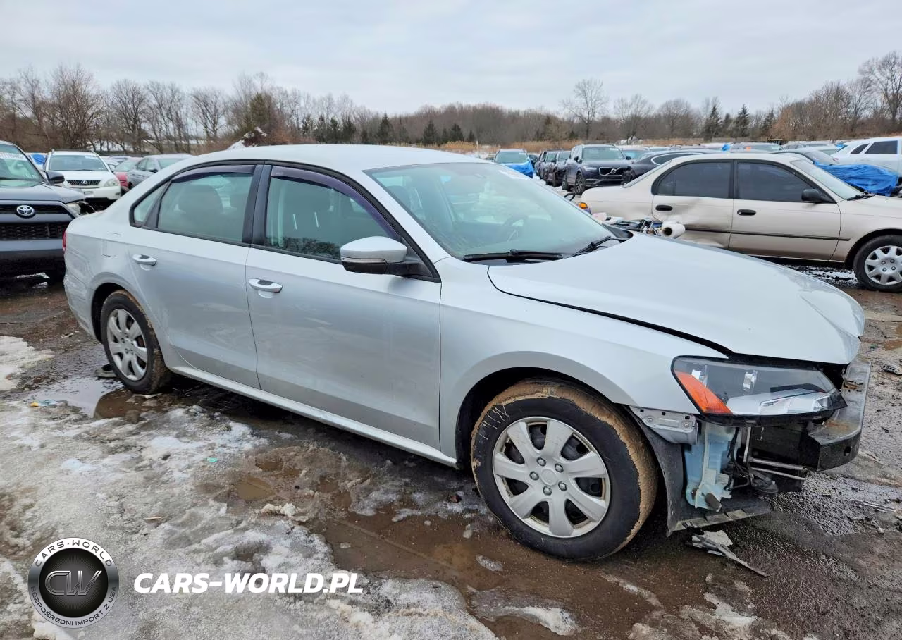 2014 Volkswagen Passat S VIN:1VWAT7A32EC060636 - 4