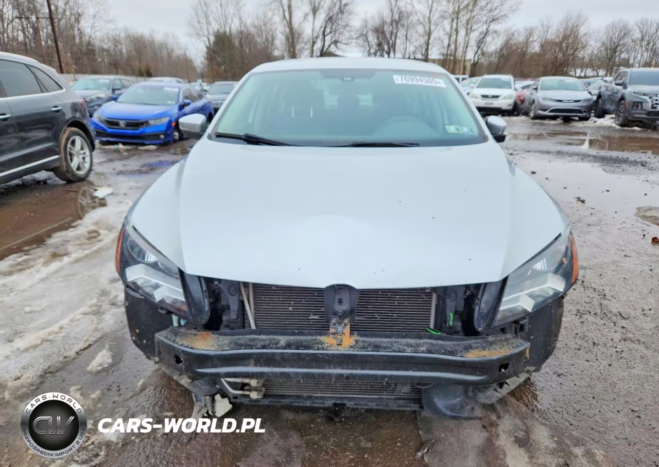 2014 Volkswagen Passat S VIN:1VWAT7A32EC060636 - 5