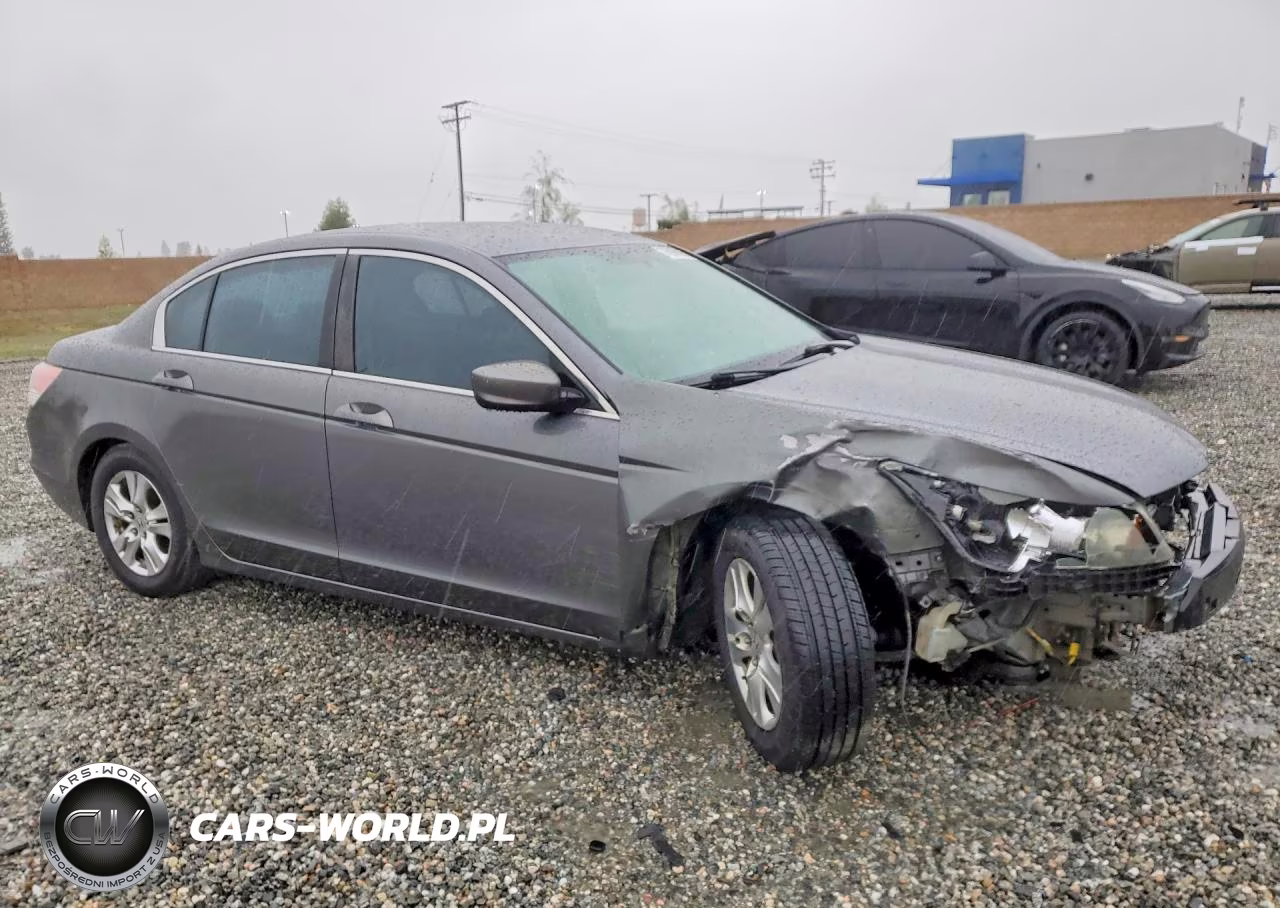 2010 Honda Accord Lxp VIN:1HGCP2F48AA165936 - 4
