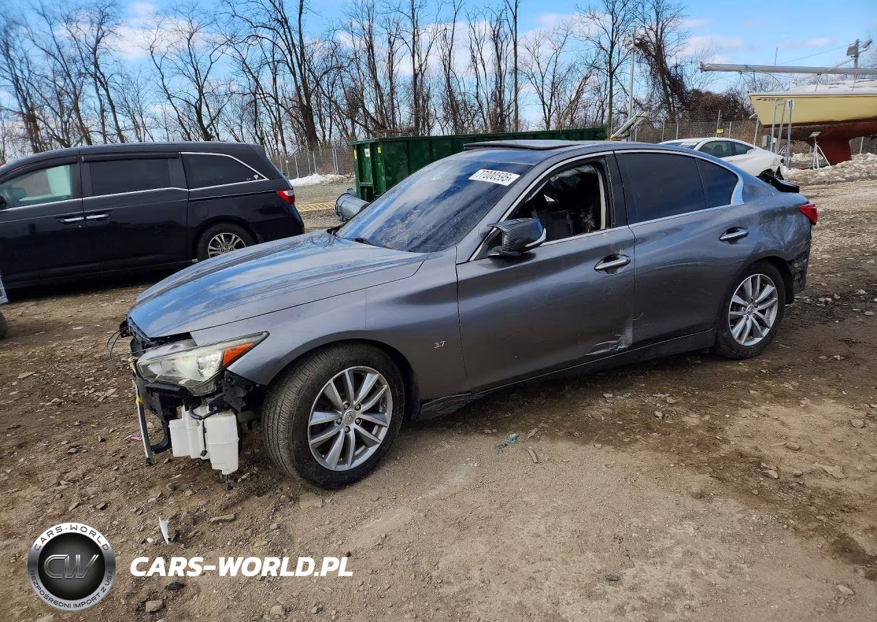 2015 Infiniti Q50 Base