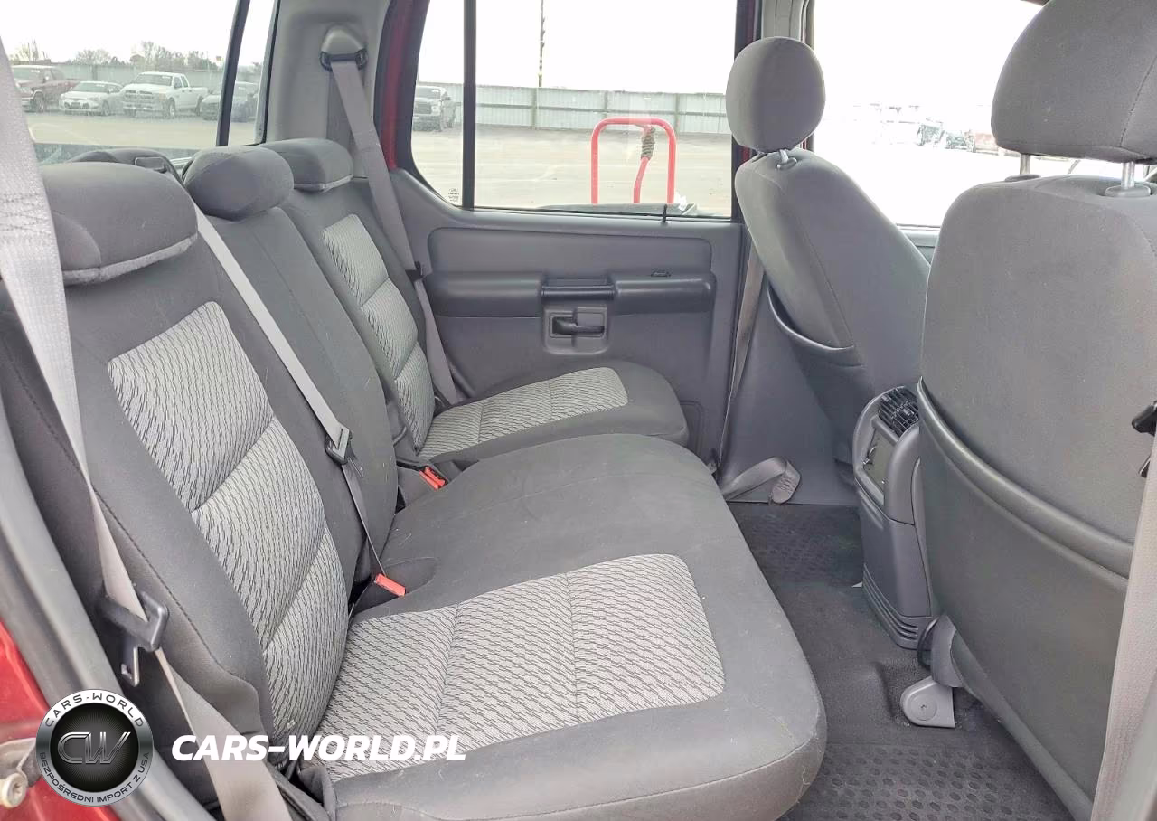2005 Ford Explorer Sport Trac VIN:1FMZU67KX5UA47666 - 10