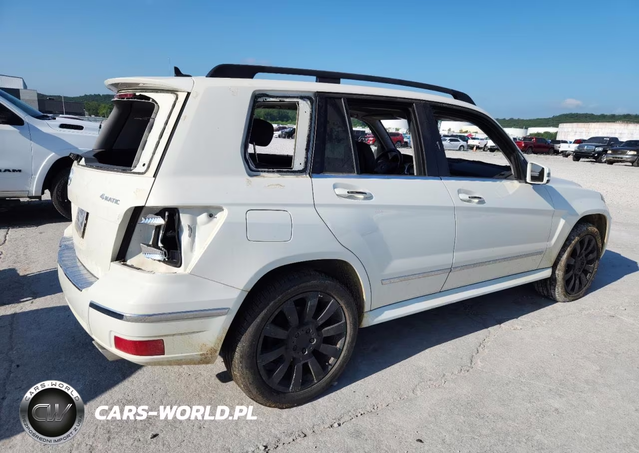 2010 Mercedes-Benz Glk 350 4Matic VIN:WDCGG8HB2AF274257 - 3