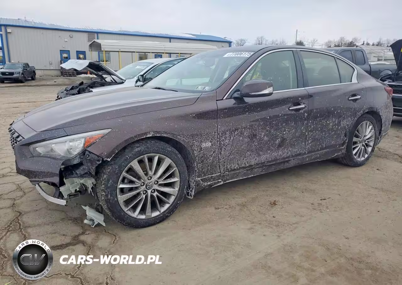 2018 Infiniti Q50 Luxe