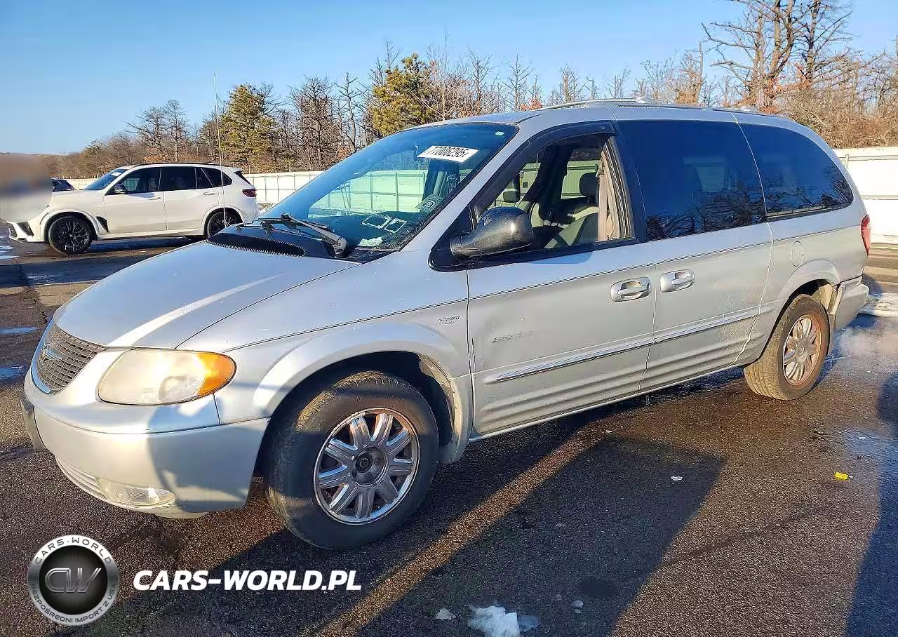 2004 Chrysler Town & Country Touring