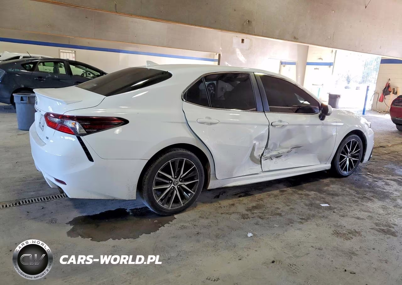 2023 Toyota Camry Se VIN:4T1G11AKXPU830906 - 3
