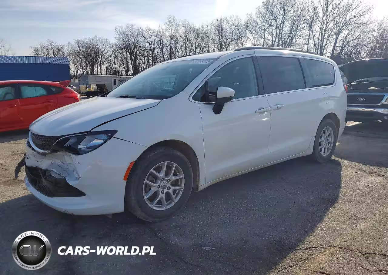 2021 Chrysler Voyager Lxi
