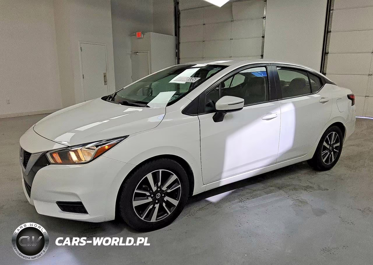 2020 Nissan Versa Sv
