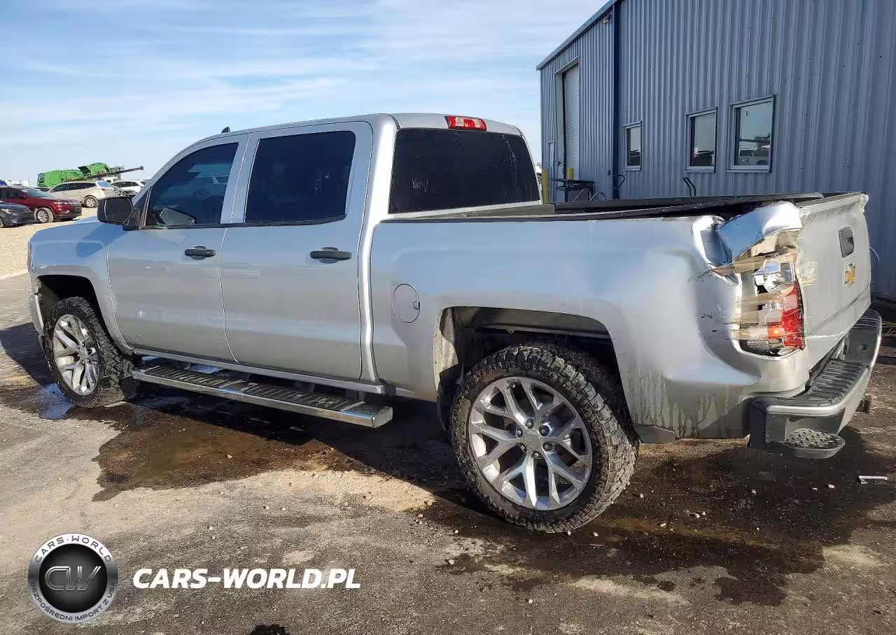 2018 Chevrolet Silverado K1500 Custom VIN:3GCUKPEC9JG132968 - 2