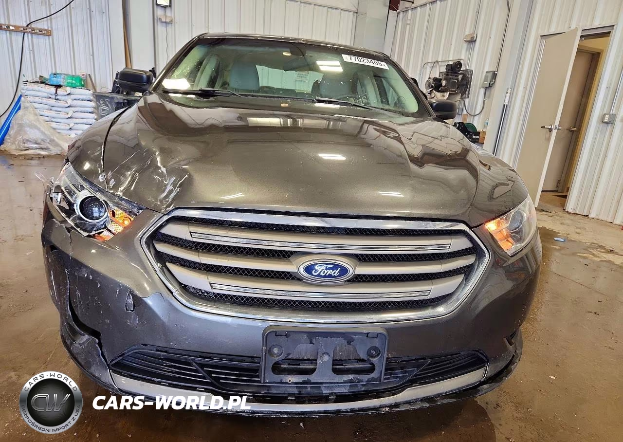 2016 Ford Taurus Se VIN:1FAHP2D87GG109931 - 5