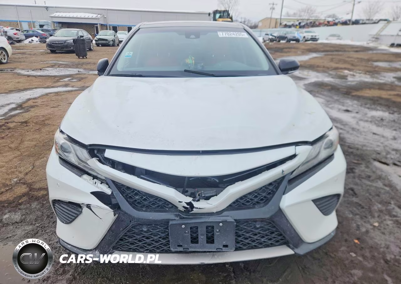 2018 Toyota Camry Xse VIN:4T1B61HK2JU149096 - 5
