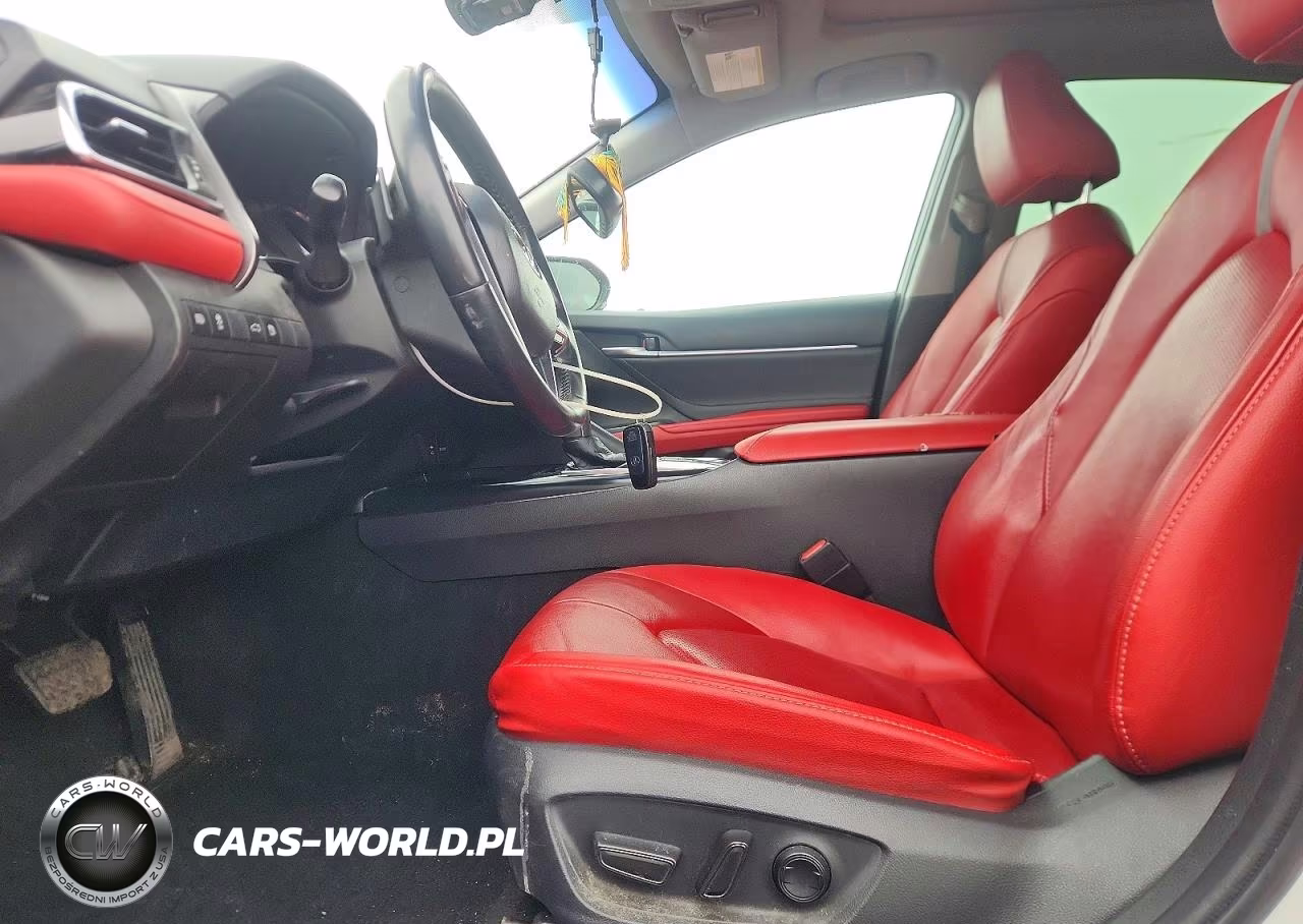 2018 Toyota Camry Xse VIN:4T1B61HK2JU149096 - 7