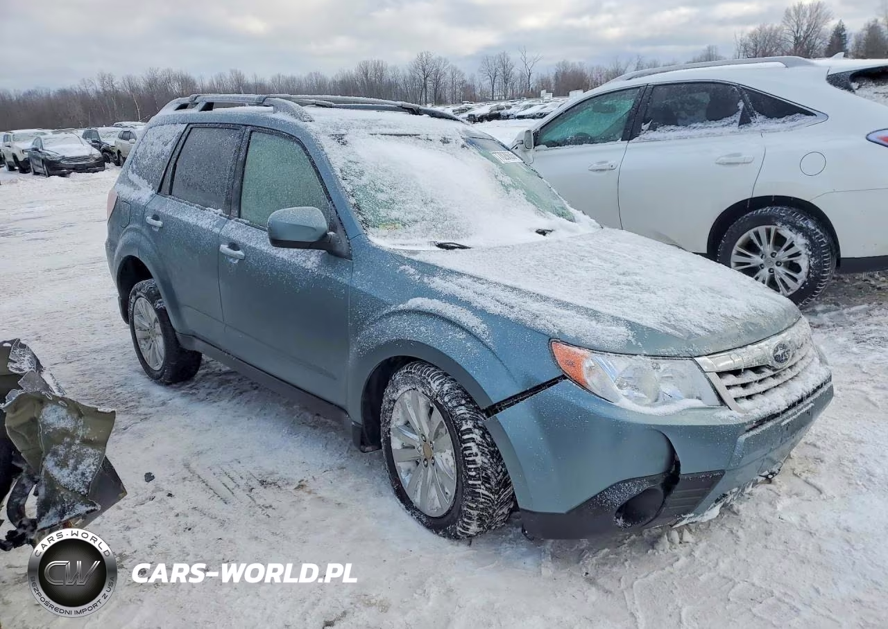 2012 Subaru Forester 2.5X Premium VIN:JF2SHADC1CH420644 - 4
