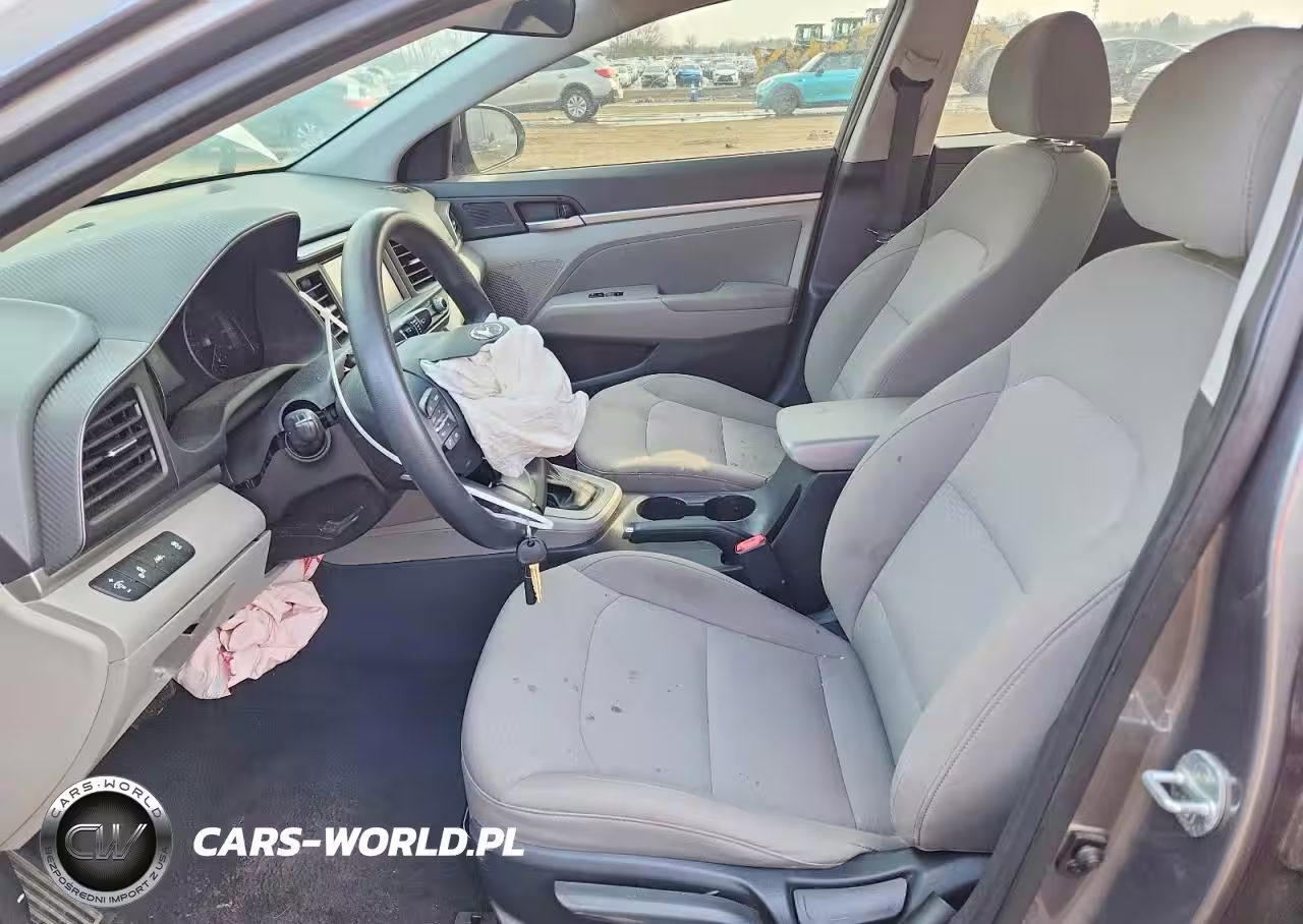 2020 Hyundai Elantra Sel VIN:5NPD84LF4LH523272 - 7