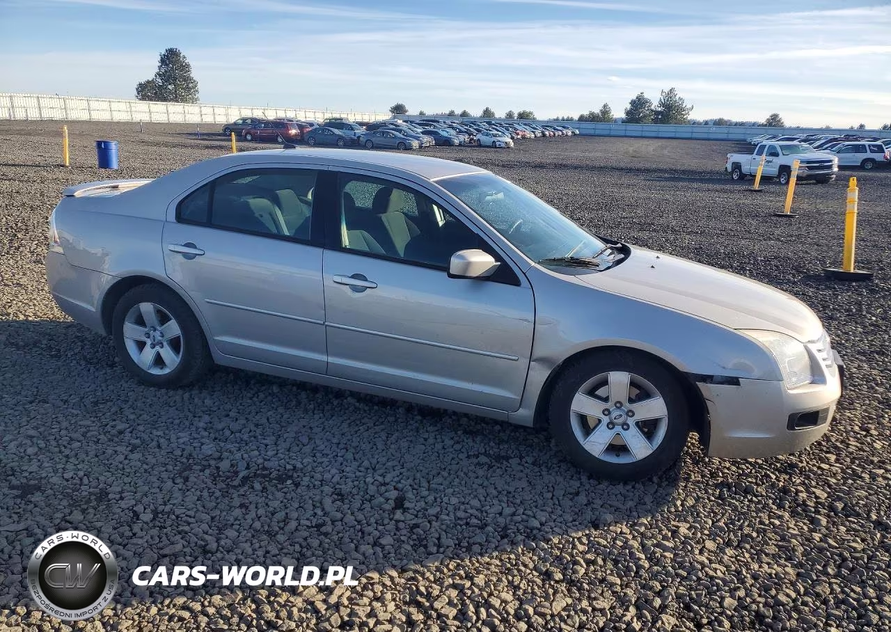 2007 Ford Fusion Se VIN:3FAHP07107R281407 - 4