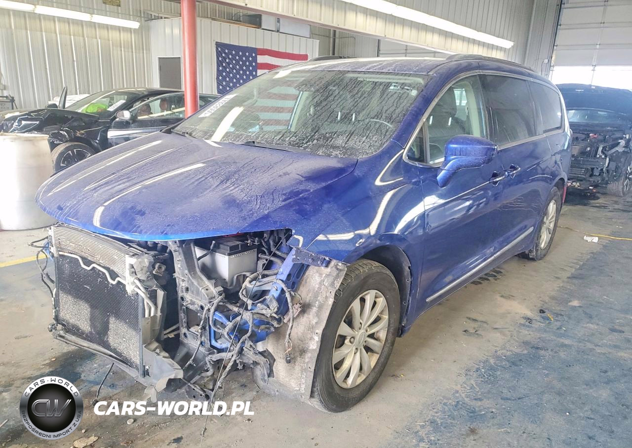 2019 Chrysler Pacifica Touring L