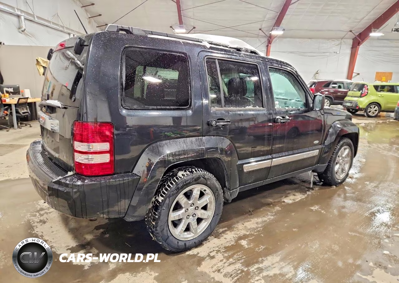 2012 Jeep Liberty Sport VIN:1C4PJMAK1CW181811 - 3