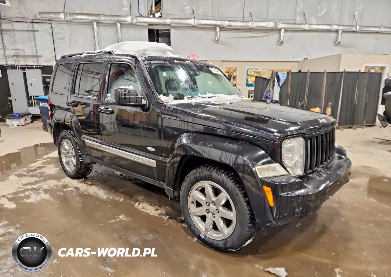 2012 Jeep Liberty Sport VIN:1C4PJMAK1CW181811 - 4