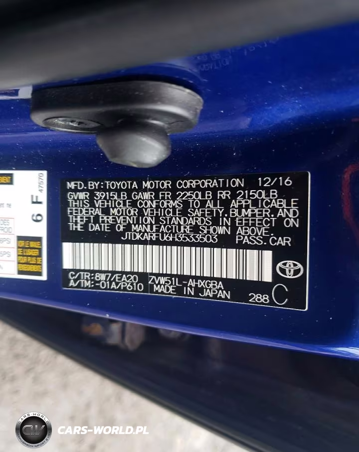 2017 Toyota Prius Four VIN:JTDKARFU6H3533503 - 13