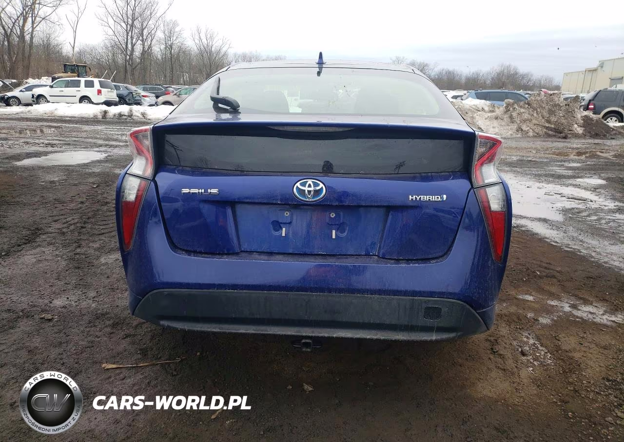 2017 Toyota Prius Four VIN:JTDKARFU6H3533503 - 6