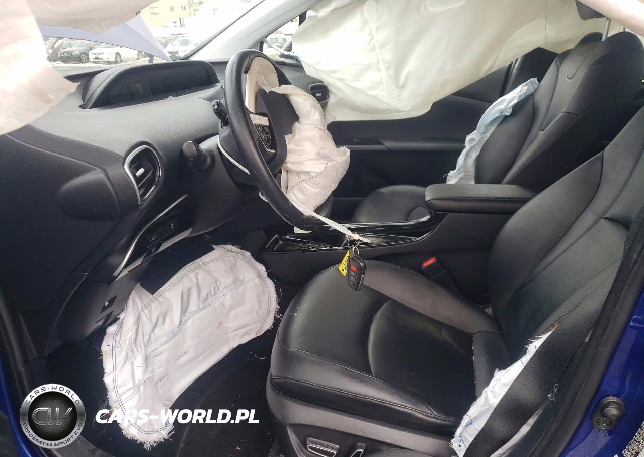 2017 Toyota Prius Four VIN:JTDKARFU6H3533503 - 7