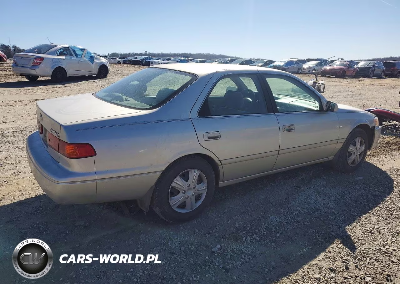 2000 Toyota Camry Ce VIN:4T1BG22K3YU699364 - 3