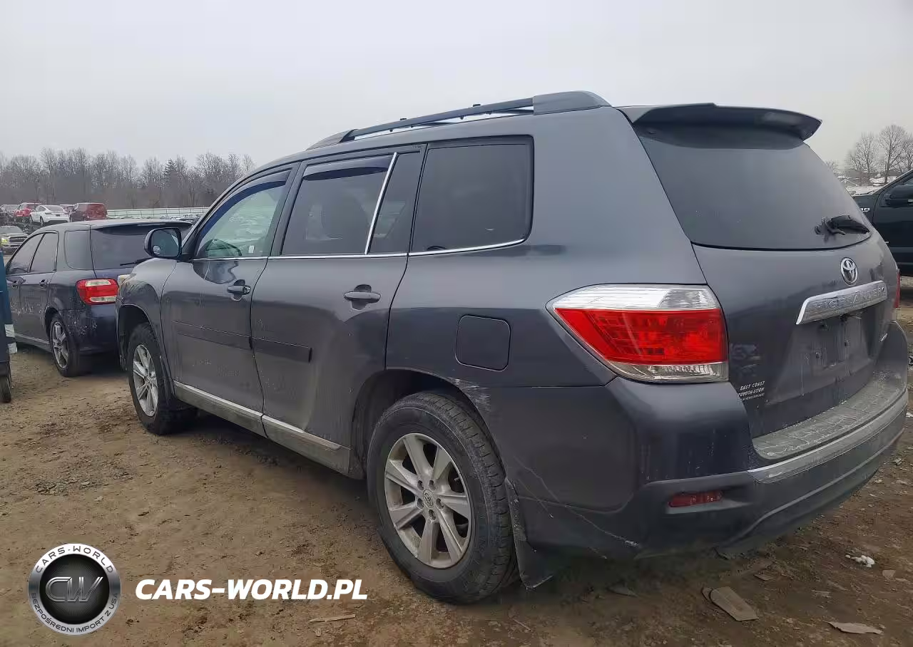 2011 Toyota Highlander Base VIN:5TDBK3EH8BS069697 - 2