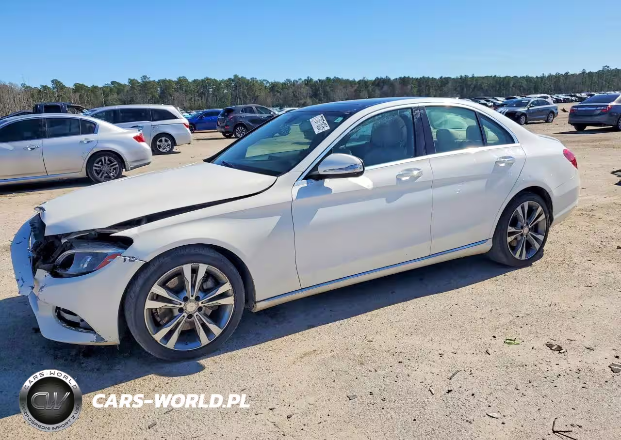 2015 Mercedes-Benz C 300