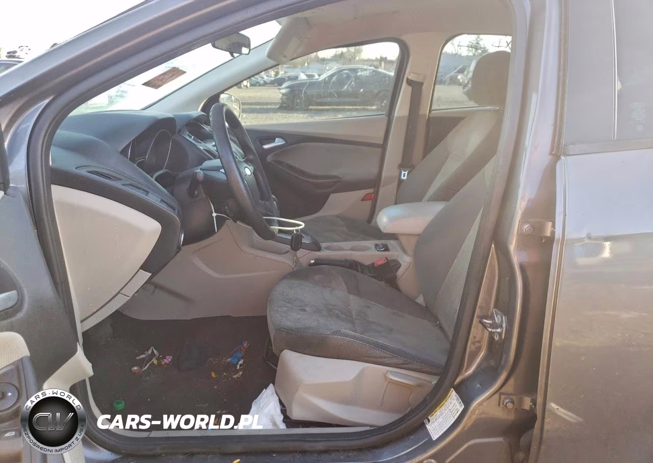 2014 Ford Focus Se VIN:1FADP3K21EL457621 - 7