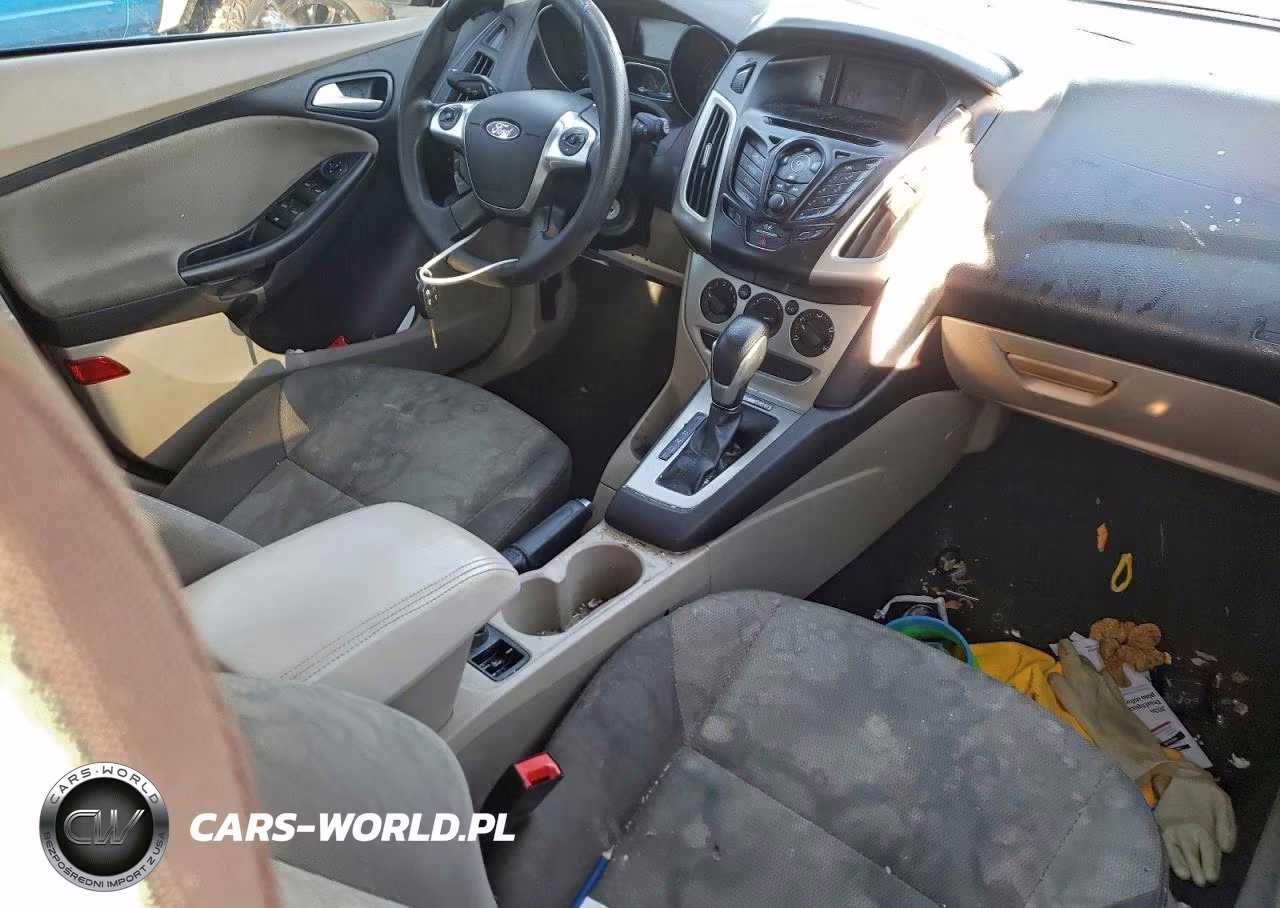2014 Ford Focus Se VIN:1FADP3K21EL457621 - 8