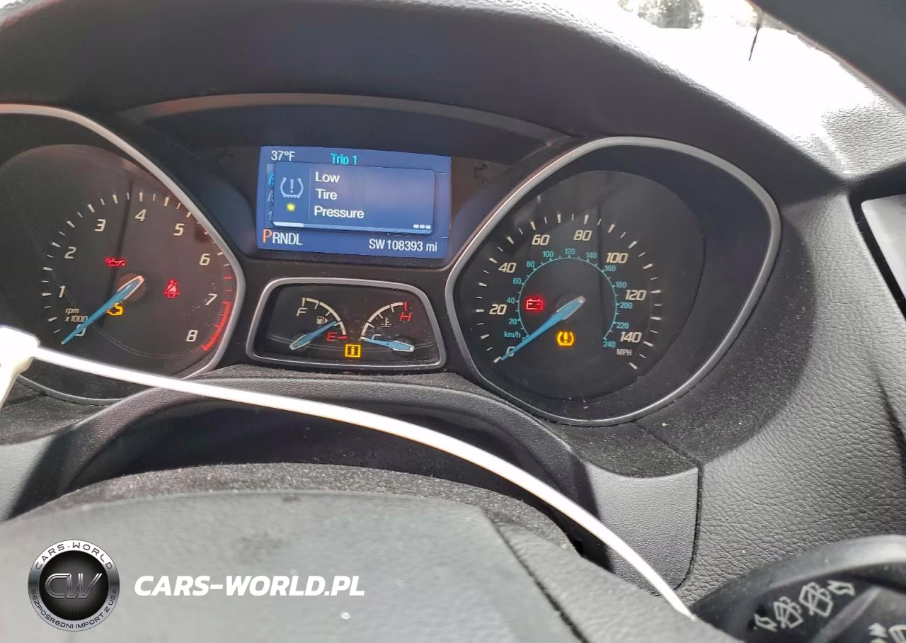 2014 Ford Focus Se VIN:1FADP3K21EL457621 - 9